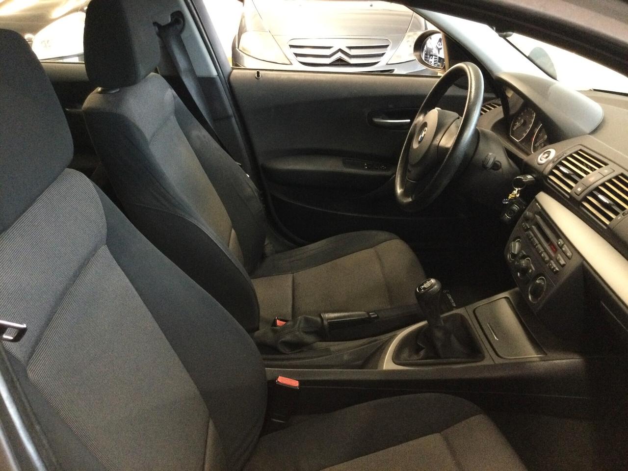 Bmw 116i cat 5 porte Shadow Line