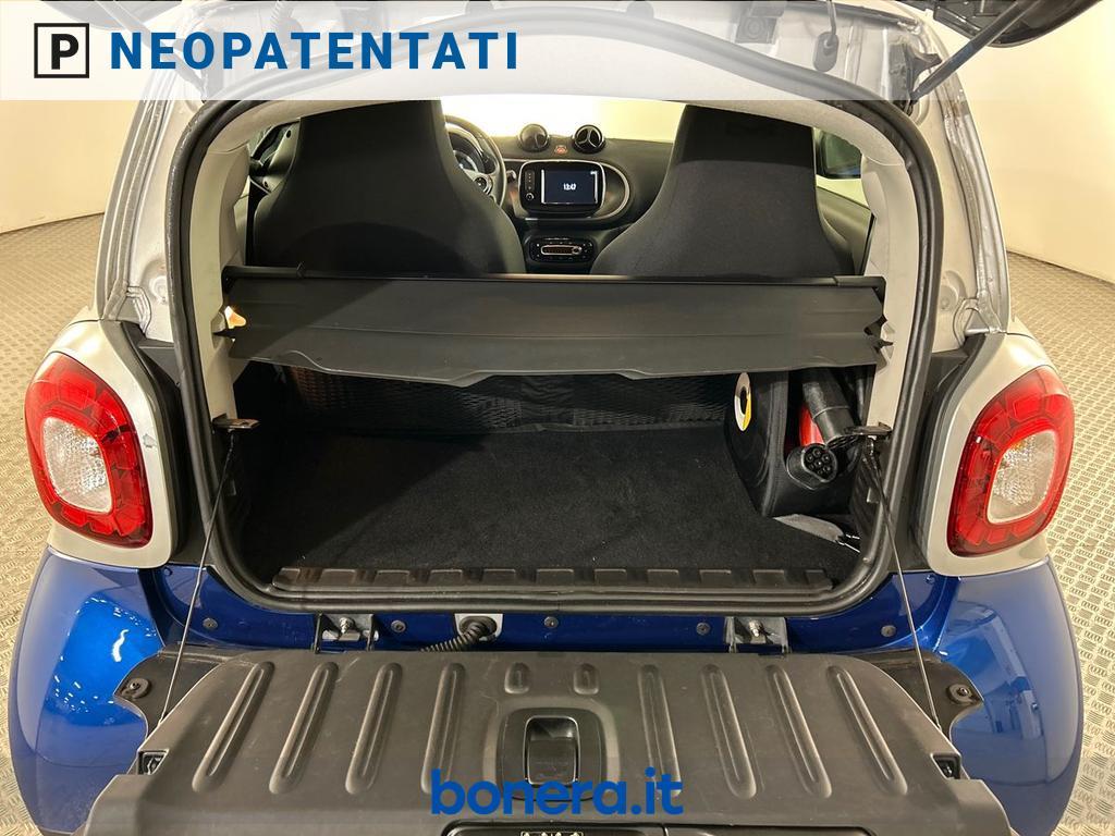 Smart fortwo coupe EQ Youngster