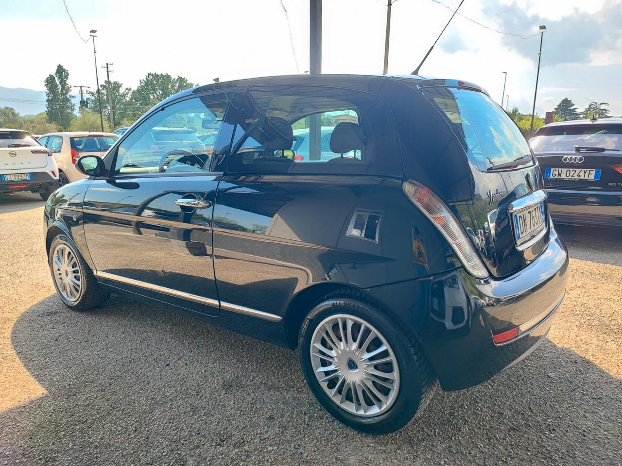 Lancia Ypsilon 1.2 Argento