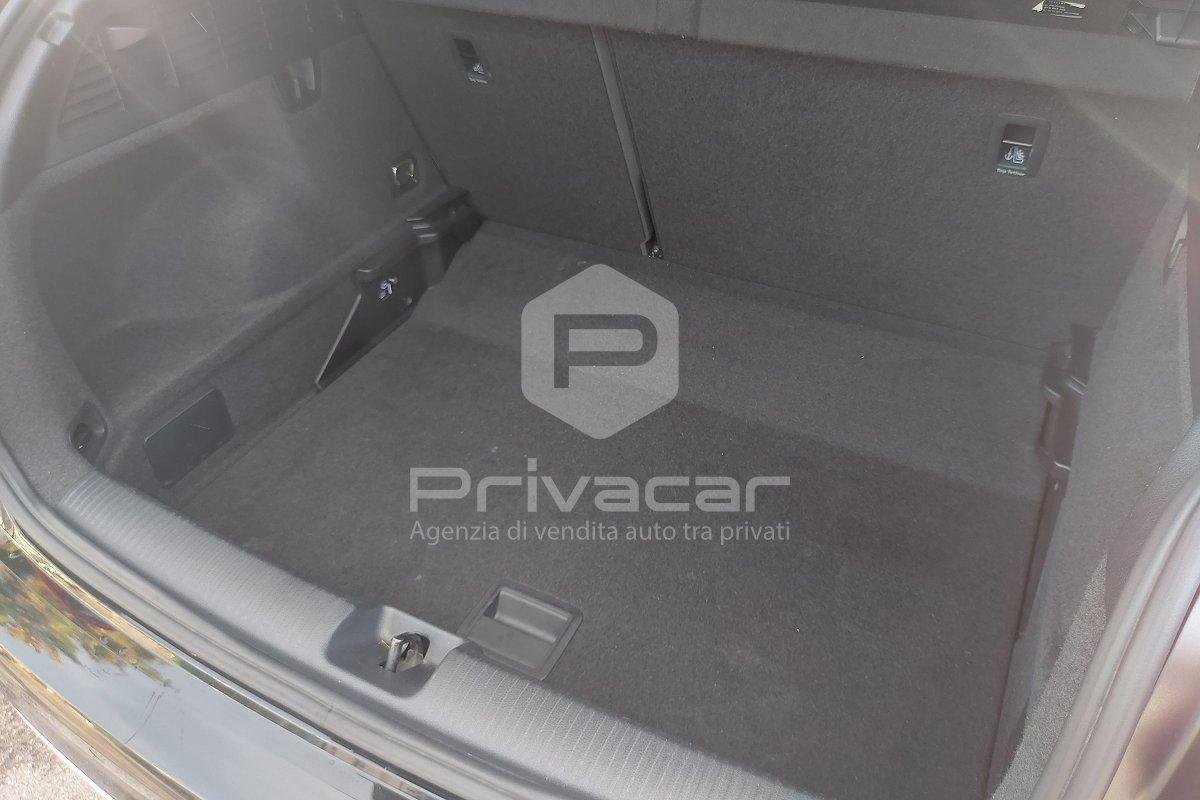 AUDI Q2 30 TDI S tronic Business