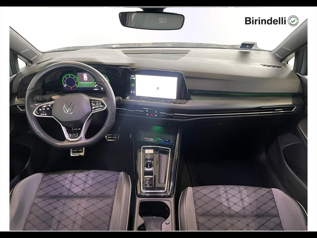 VOLKSWAGEN Golf 8ª serie - Golf Variant 2.0 TDI 150 CV DSG SCR R-Line