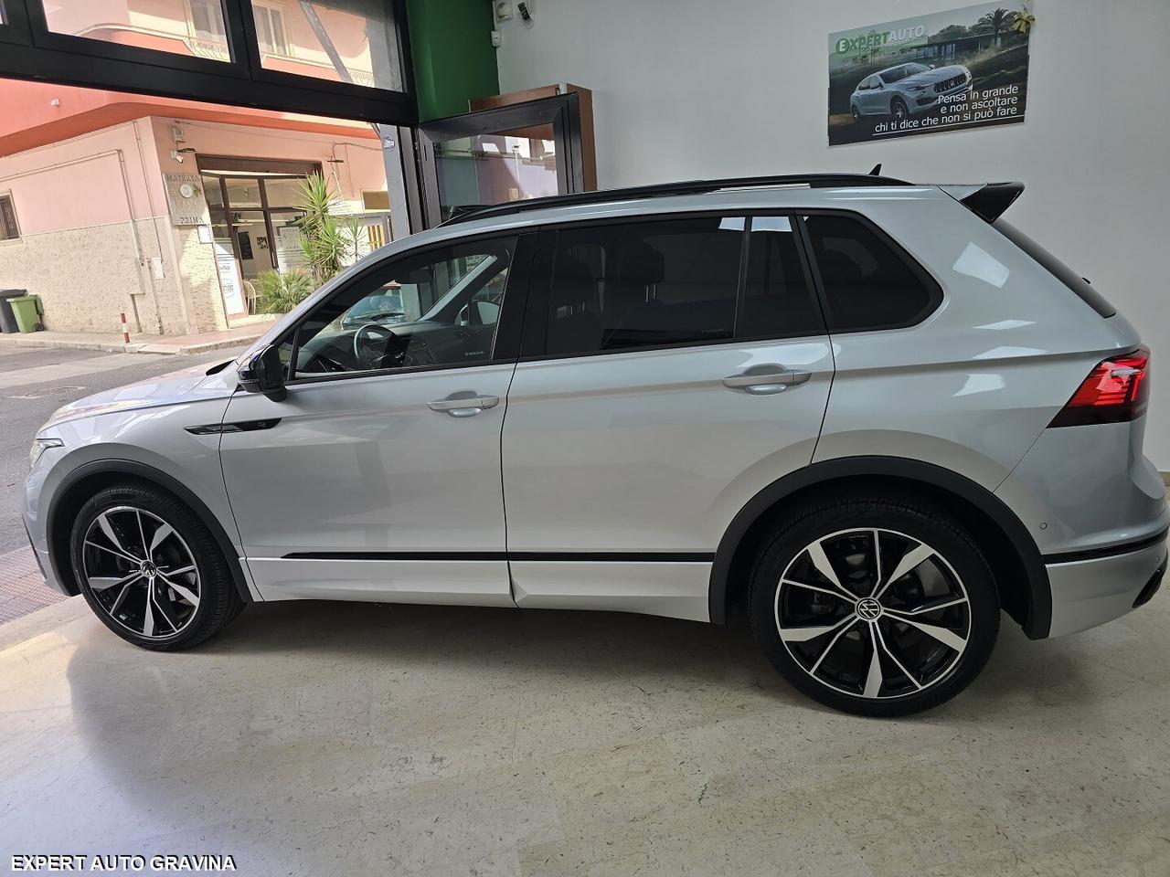 VOLKSWAGEN TIGUAN R-LINE 200CV *TETTO*