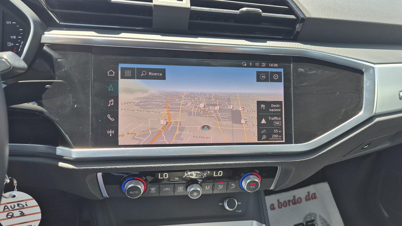Audi Q3 35 TDI S tronic Business