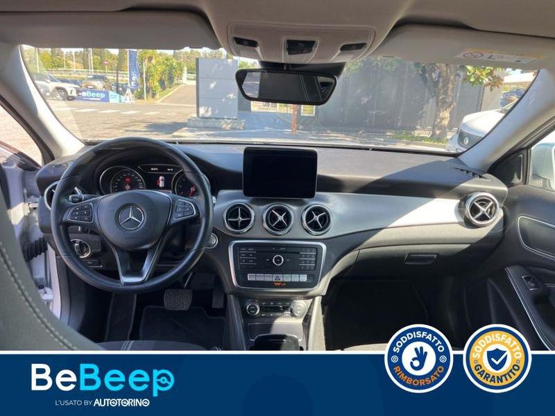 Mercedes-Benz GLA 180 SPORT AUTO