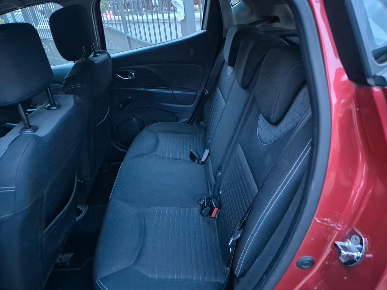 Renault Clio dCi 8V 90CV EDC Start&Stop 5 porte Energy Intens