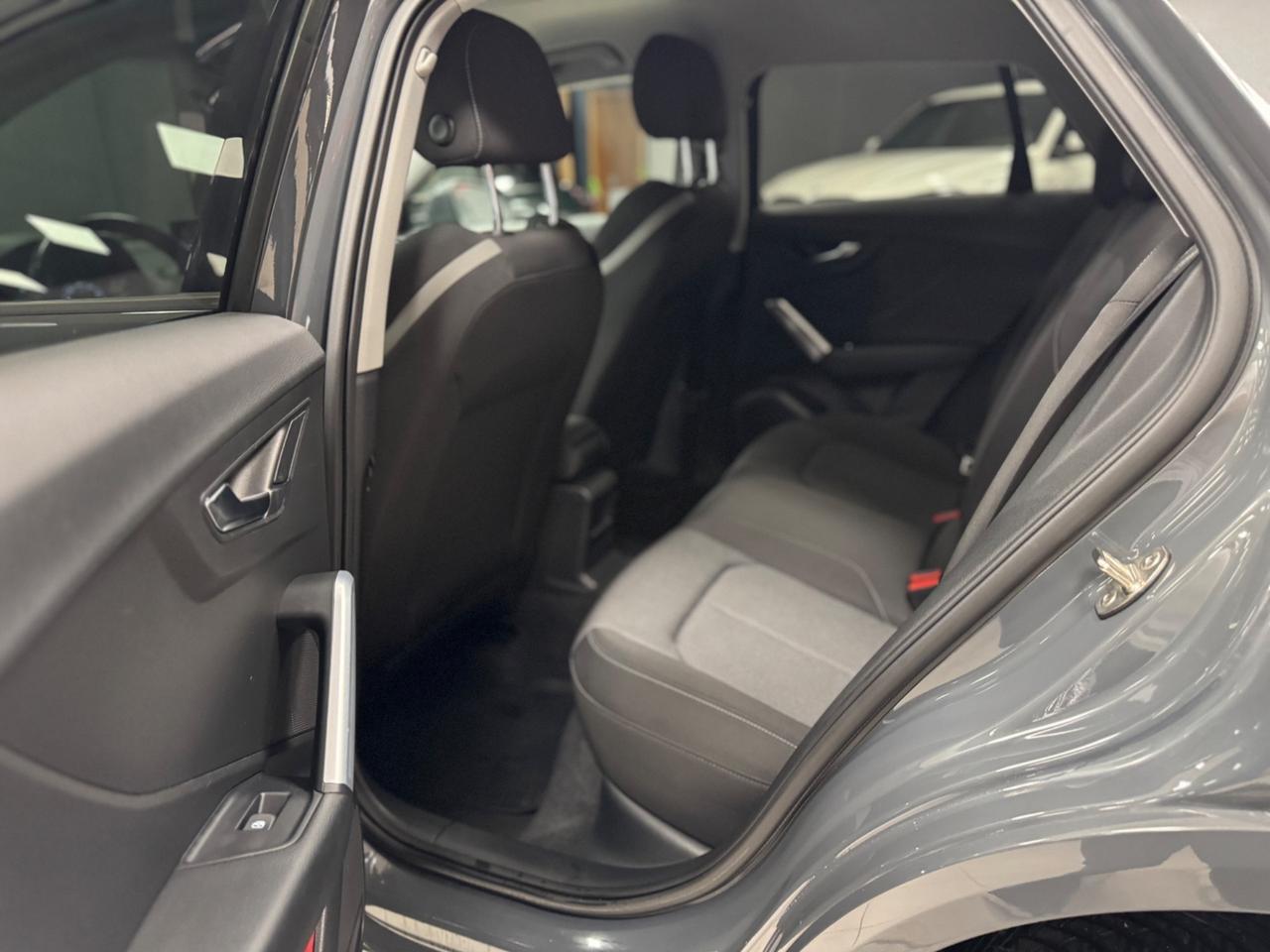 Audi Q2 30 TDI Business