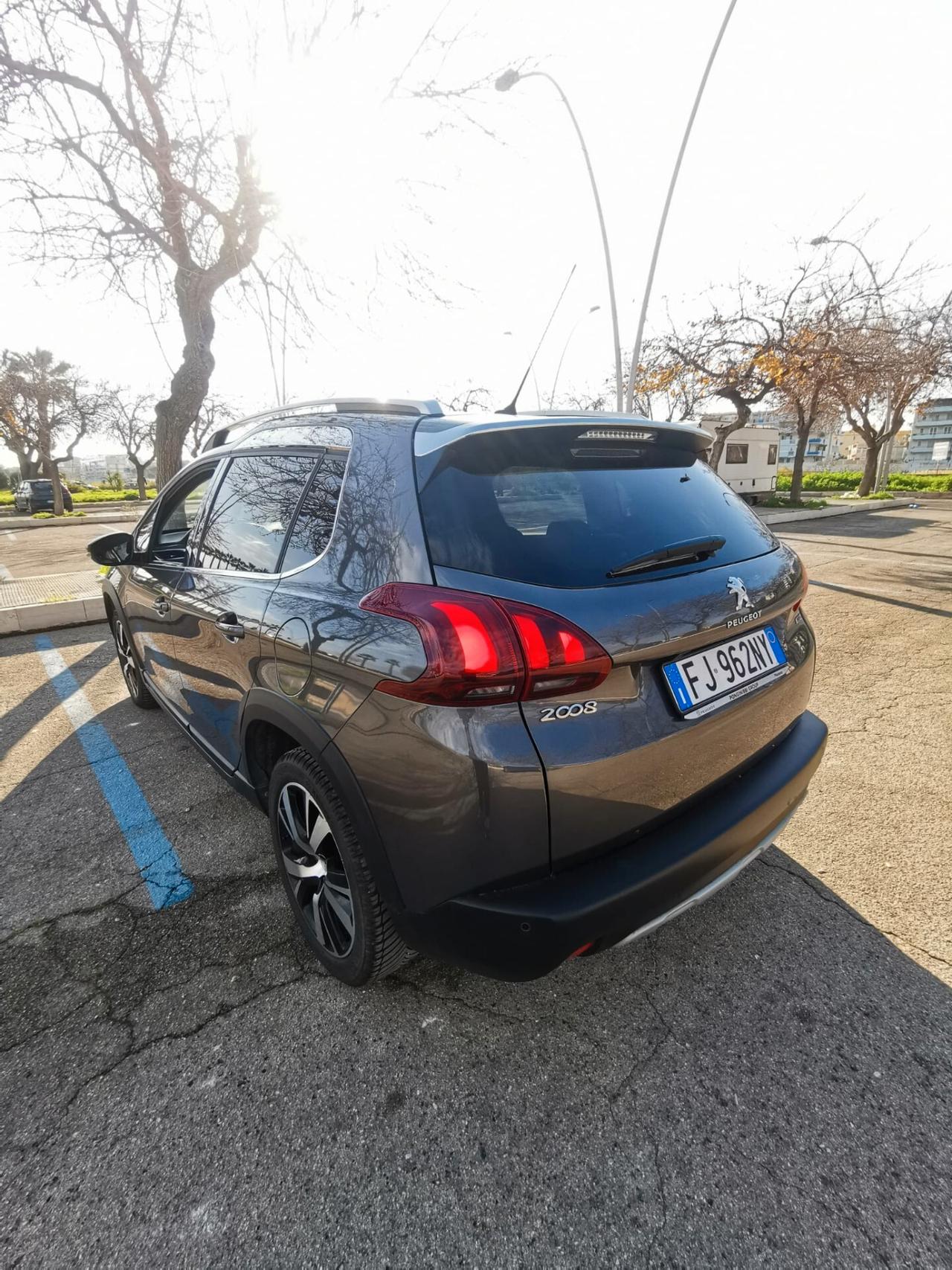 Peugeot 2008 PureTech Turbo 110 EAT6 Allure 2017
