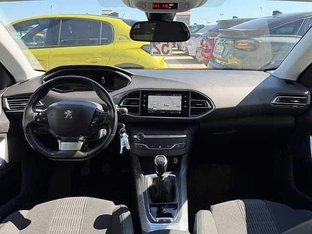 Peugeot 308 BlueHDi 130 S&S SW Allure