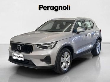 VOLVO XC40 B3 CORE AUTOMATICA