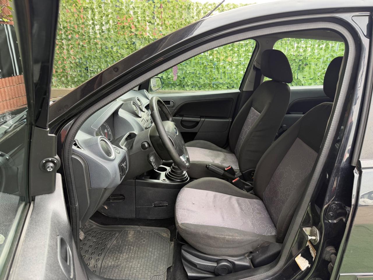 Ford Fiesta 1.2 16V 3p. Ghia