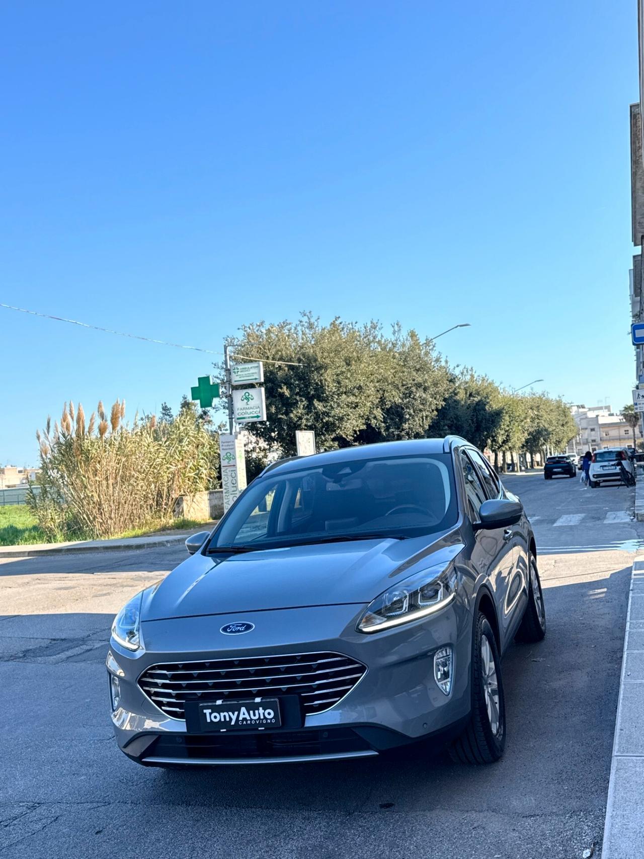 Ford Kuga 1.5 ecoblue Titanium 120cv NAVI,SENSORI DI PARCHEGGIO,BLUETOOTH,KM CERTIFICATI!