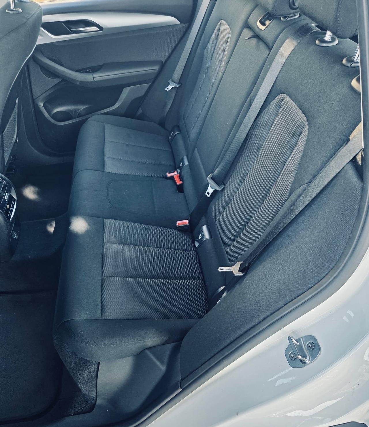 Bmw X3 sDrive18d Business Advantage