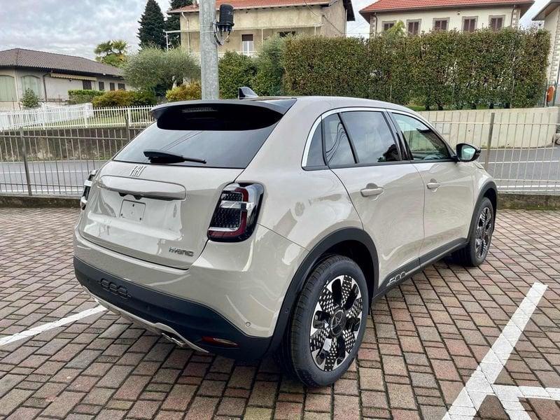 FIAT 600 Hybrid 145 CV DCT MHEV La Prima - KM0