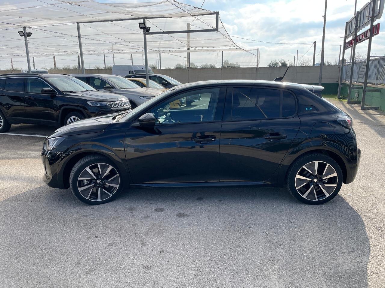 Peugeot 208 motore elettrico 136 CV 5 porte GT Line