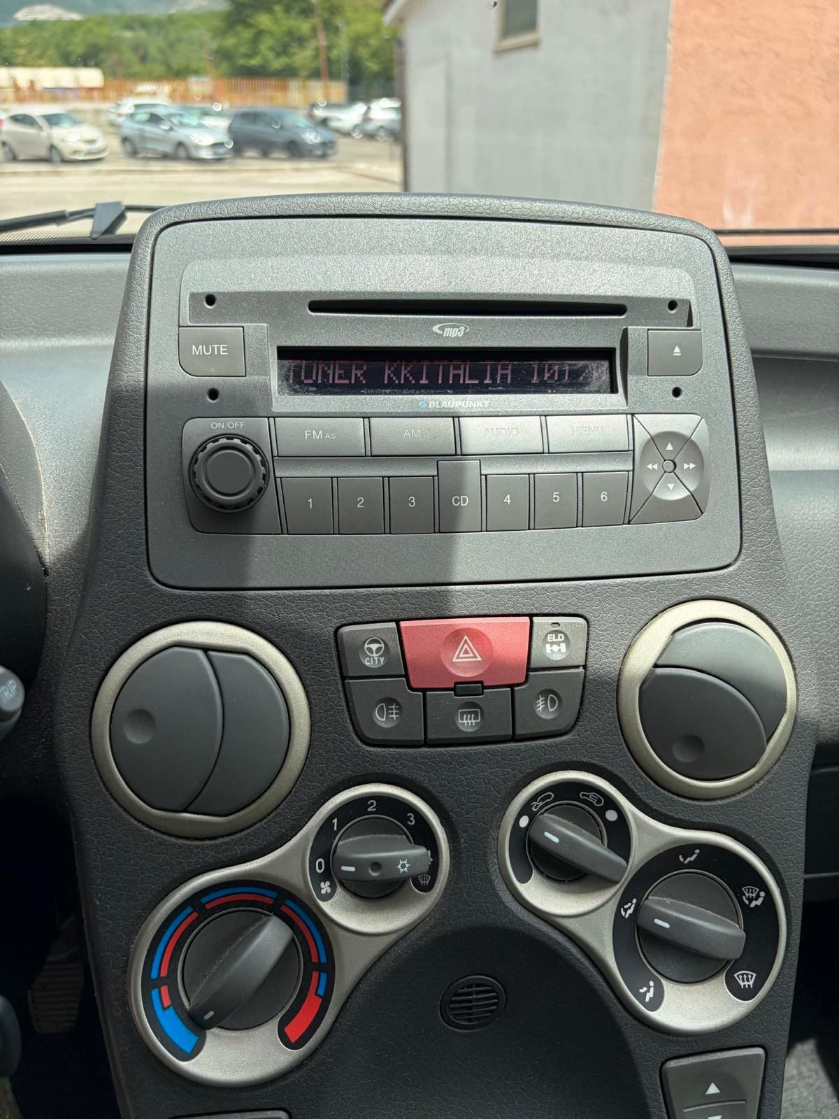 FIAT PANDA 1.3 MJT 4X4 CROSS "INTROVABILE"