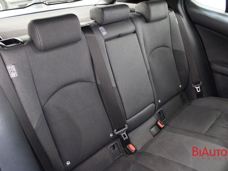 Lexus UX UX Hybrid Executive