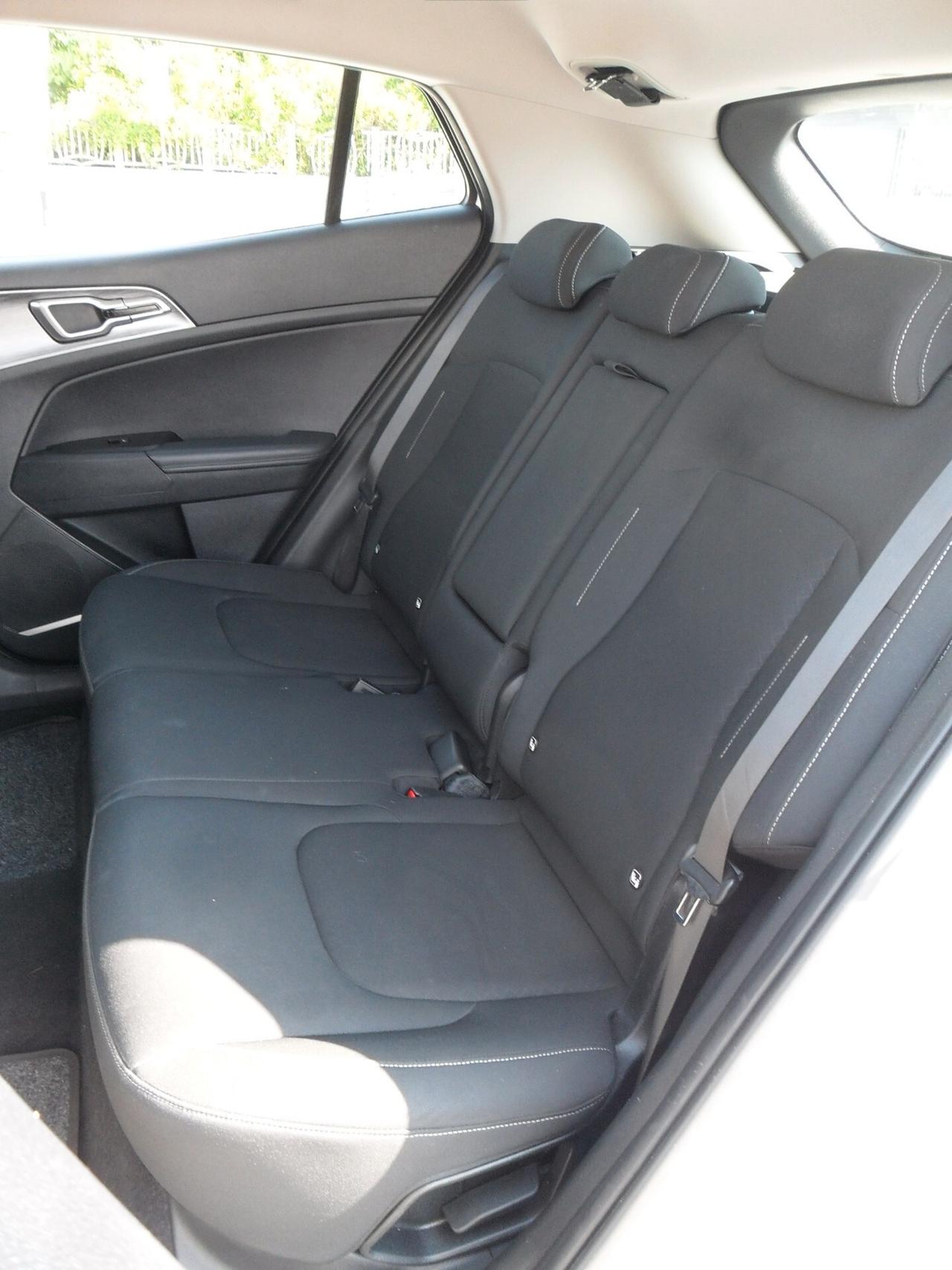 Kia Sportage 1.6 CRDi MHEV Business