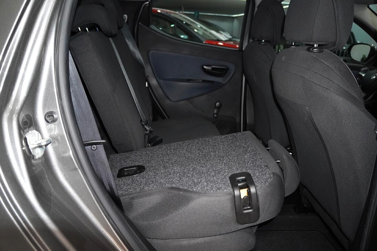 Lancia Ypsilon 1.0 HYBRID 70cv GOLD - 5° POSTO