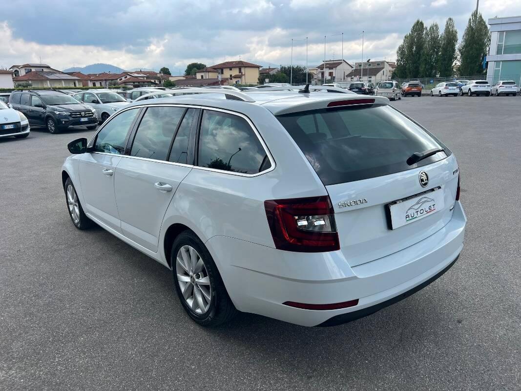 Skoda Octavia Wagon 1.5 g-tec Executive 130cv dsg