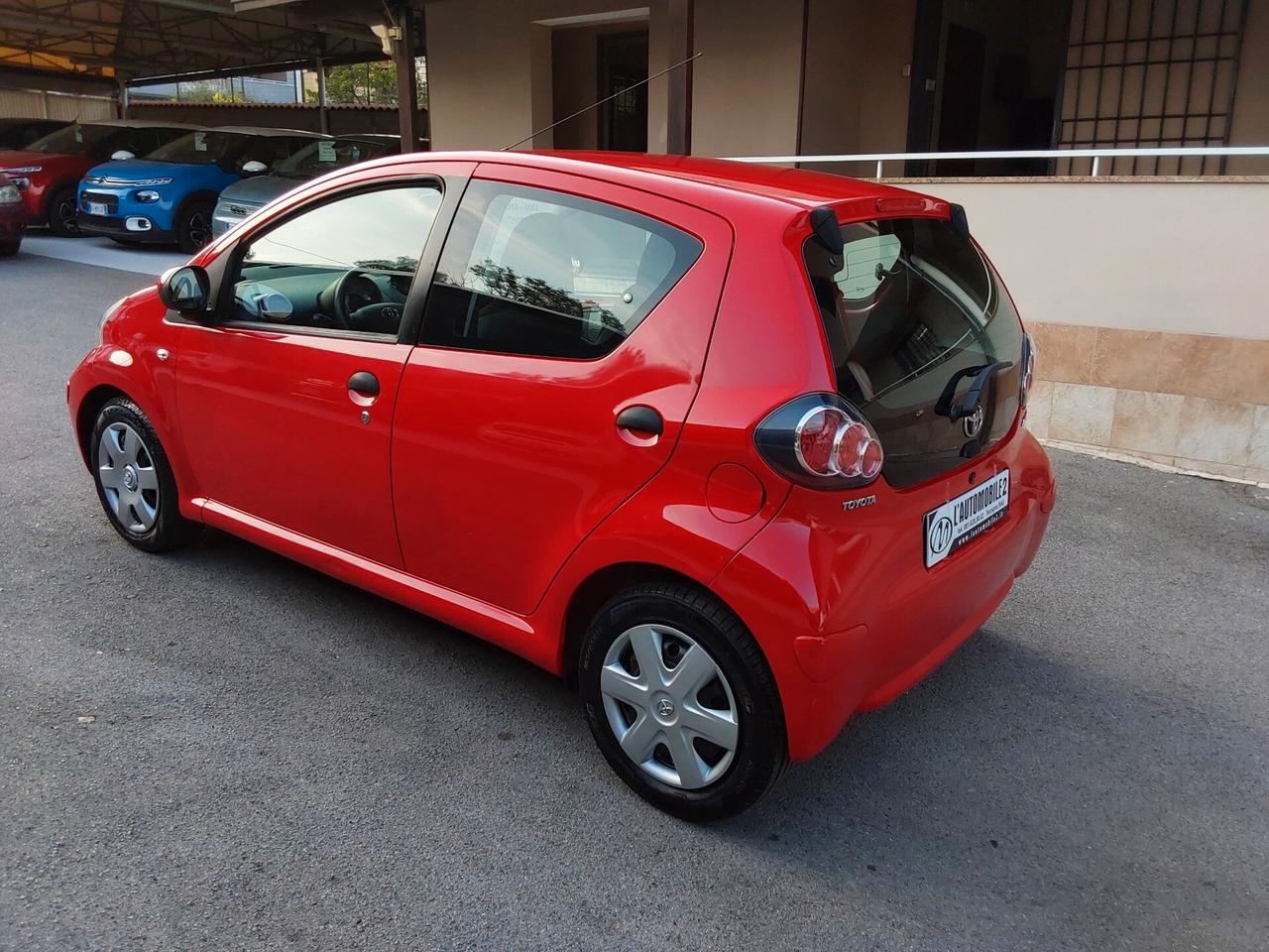 Toyota Aygo 1.0 68 CV ACTIVE 5 Porte Km 50.000