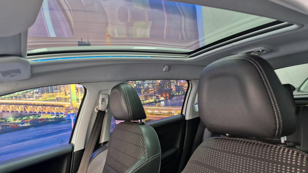 Peugeot 2008 1.6 e-HDi 115 CV Stop&Start Allure