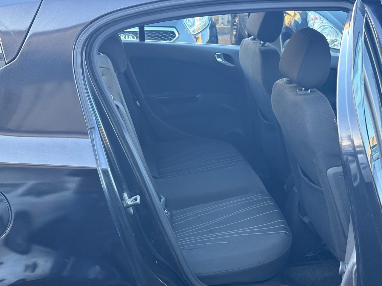 Opel Corsa 1.2 80CV 5 porte GPL-TECH Edition