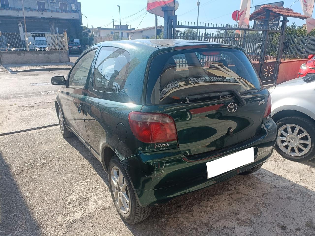 Toyota Yaris 1.0i 16V cat 3 porte