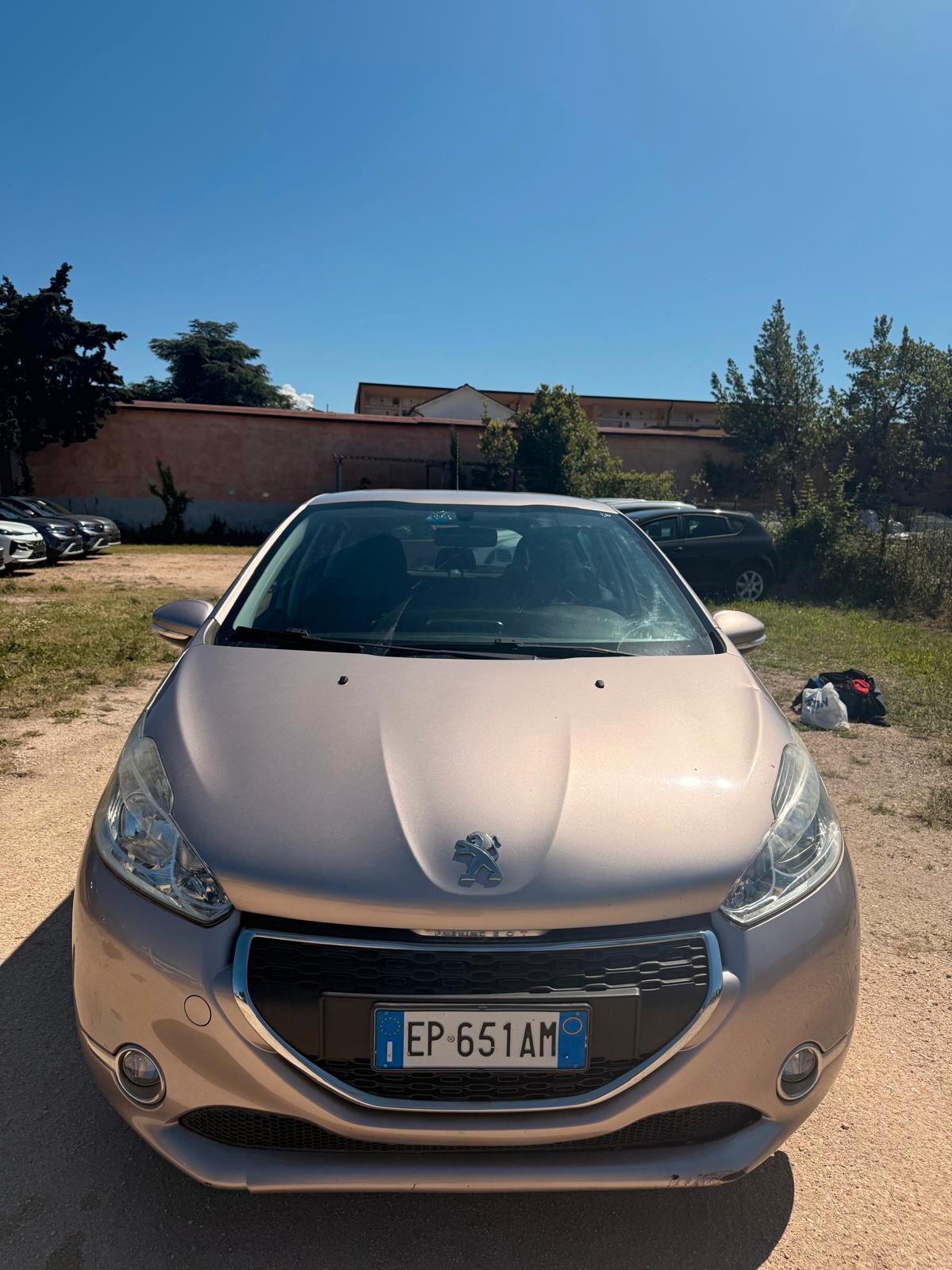 Peugeot 208 1.2 VTi 82 CV 5 porte Access