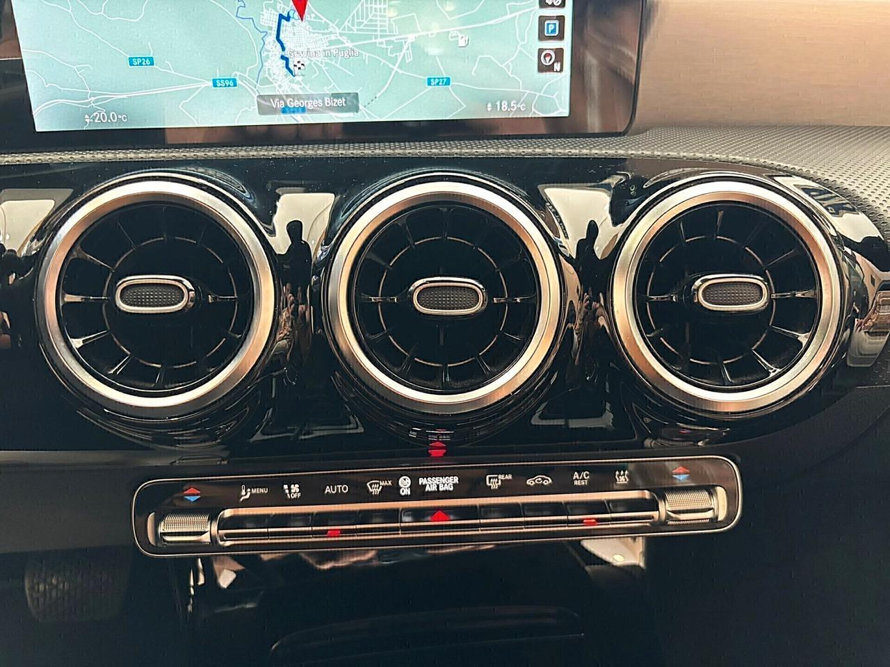 Mercedes A 250e Sport ** PARI AL NUOVO**