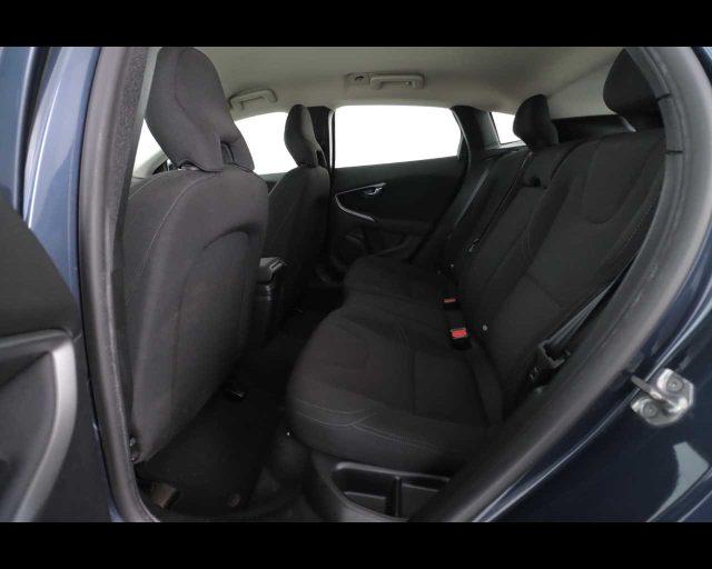 VOLVO V40 Cross Country D2 Pro