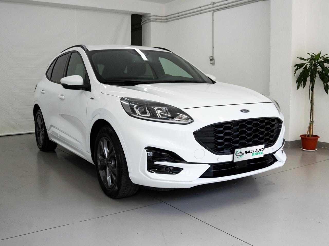 Ford Kuga 1.5 TDCI 120 CV ST-Line