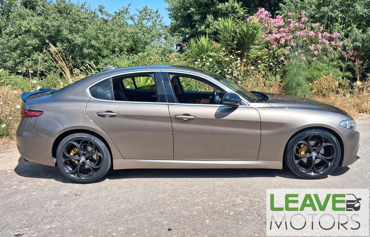 Alfa Romeo Giulia 180 CV AT8 (M1557)