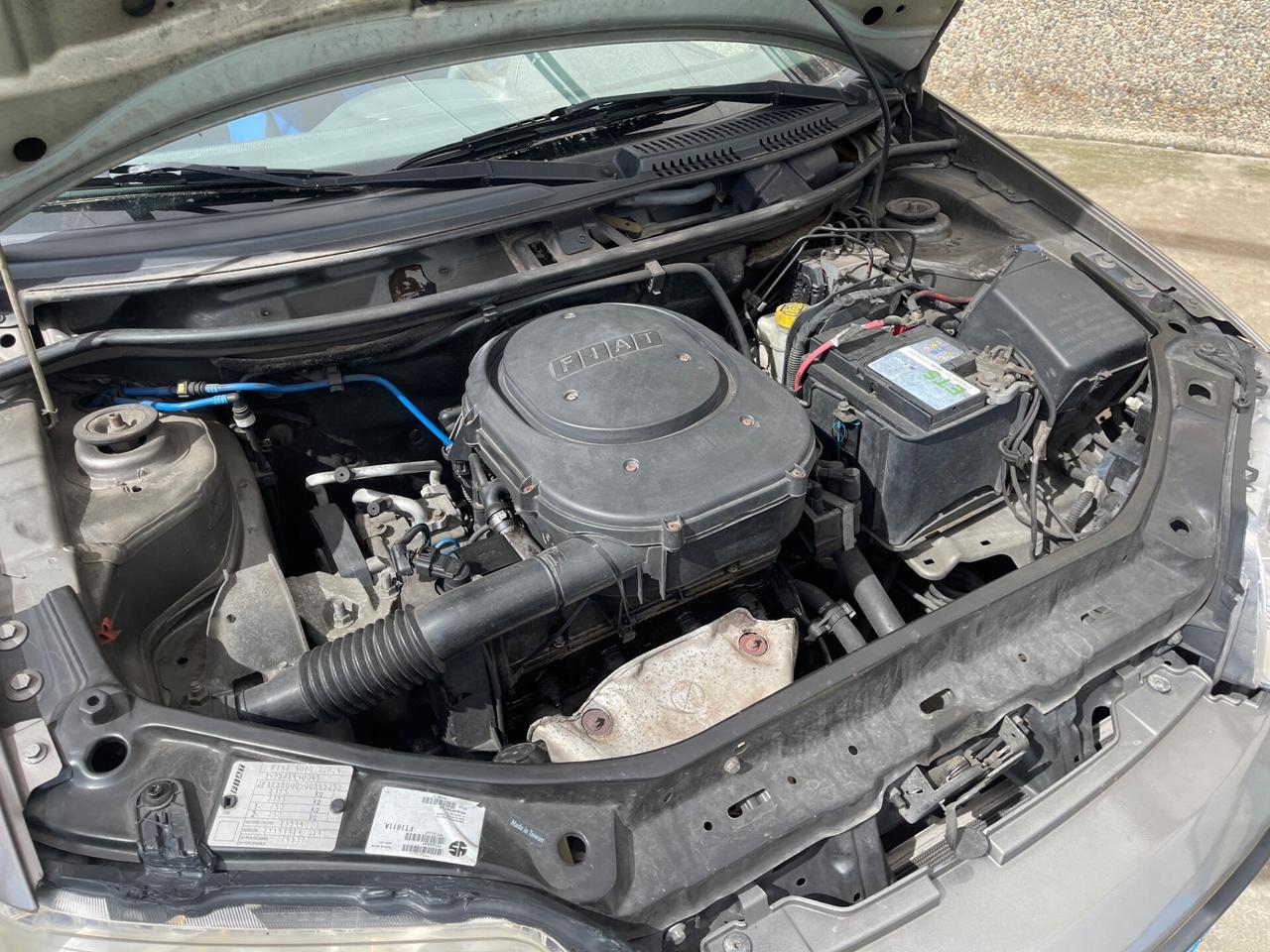 Fiat Punto 1.2i benzina euro4 neopatentati