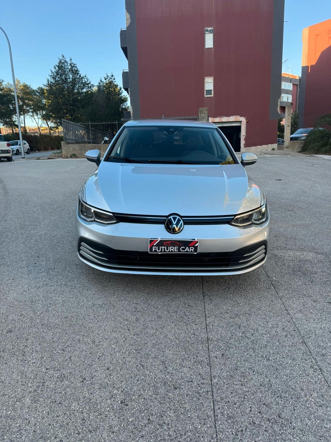 Volkswagen Golf 8 2.0 TDI SCR Style
