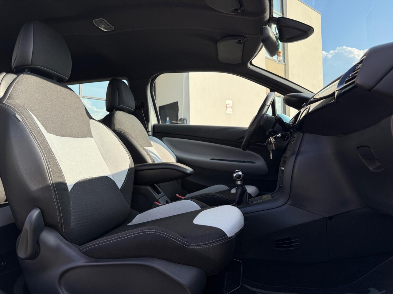 Ds DS3 - 1.4 b. |NEOPATENTATI|BI-COLOR