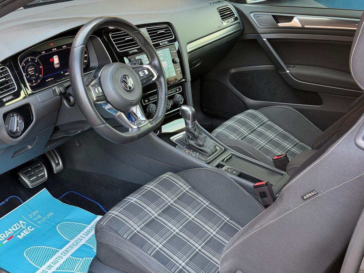 Volkswagen Golf GTD 2.0 TDI DSG 3p.