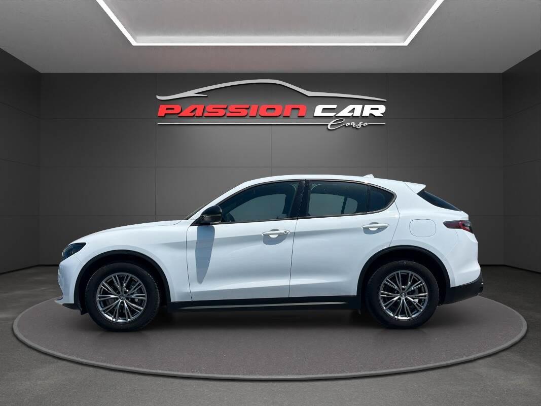 Alfa Romeo Stelvio 2.2 t Super rwd 160cv auto