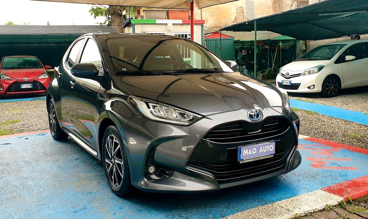 TOYOTA YARIS 1.5 BENZINA/HYBRID DICEMBRE 2022.FULL OPTIONAL