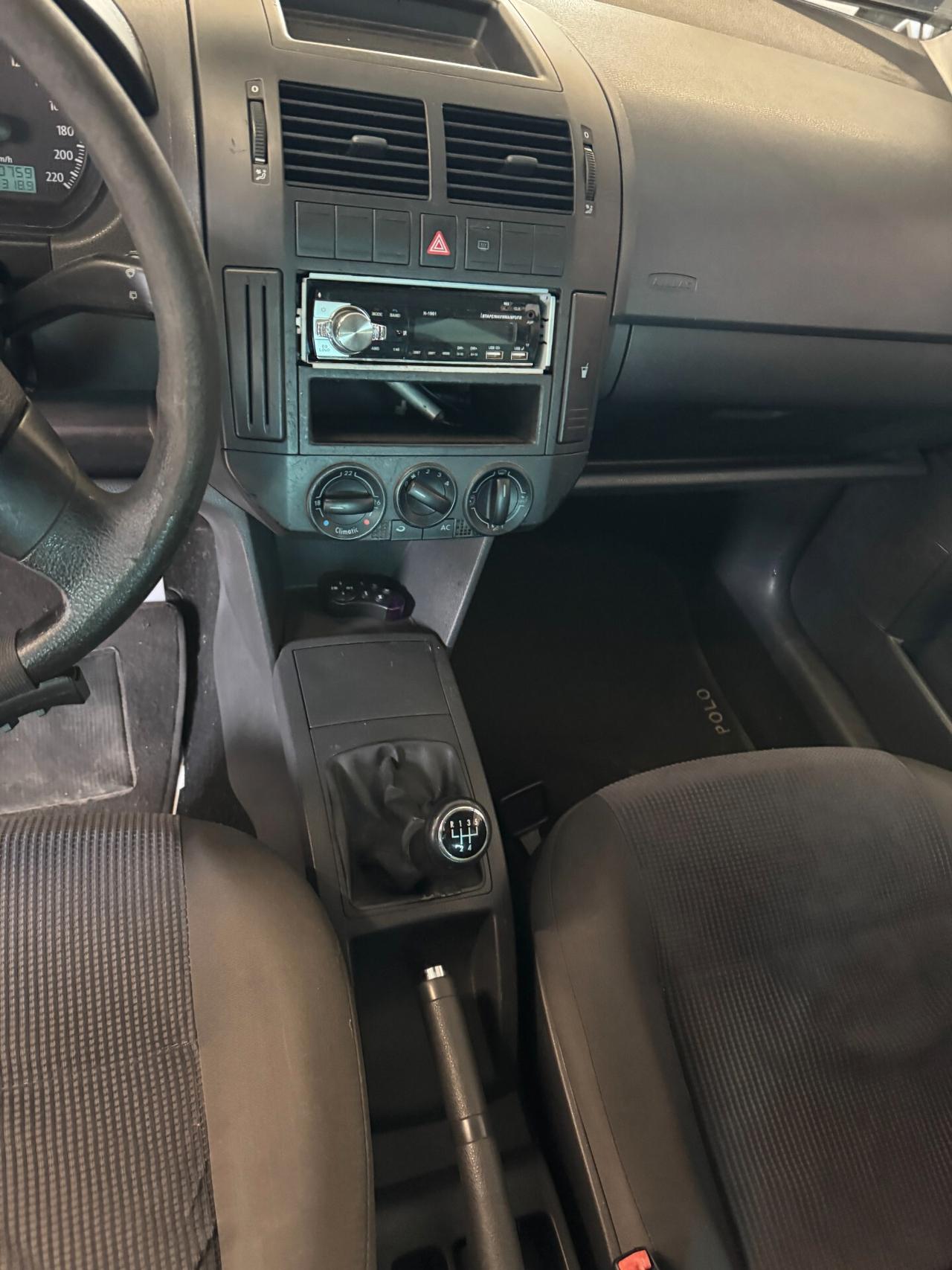 Volkswagen Polo 1.2/60CV 5p. Trendline NEOPATENTATI