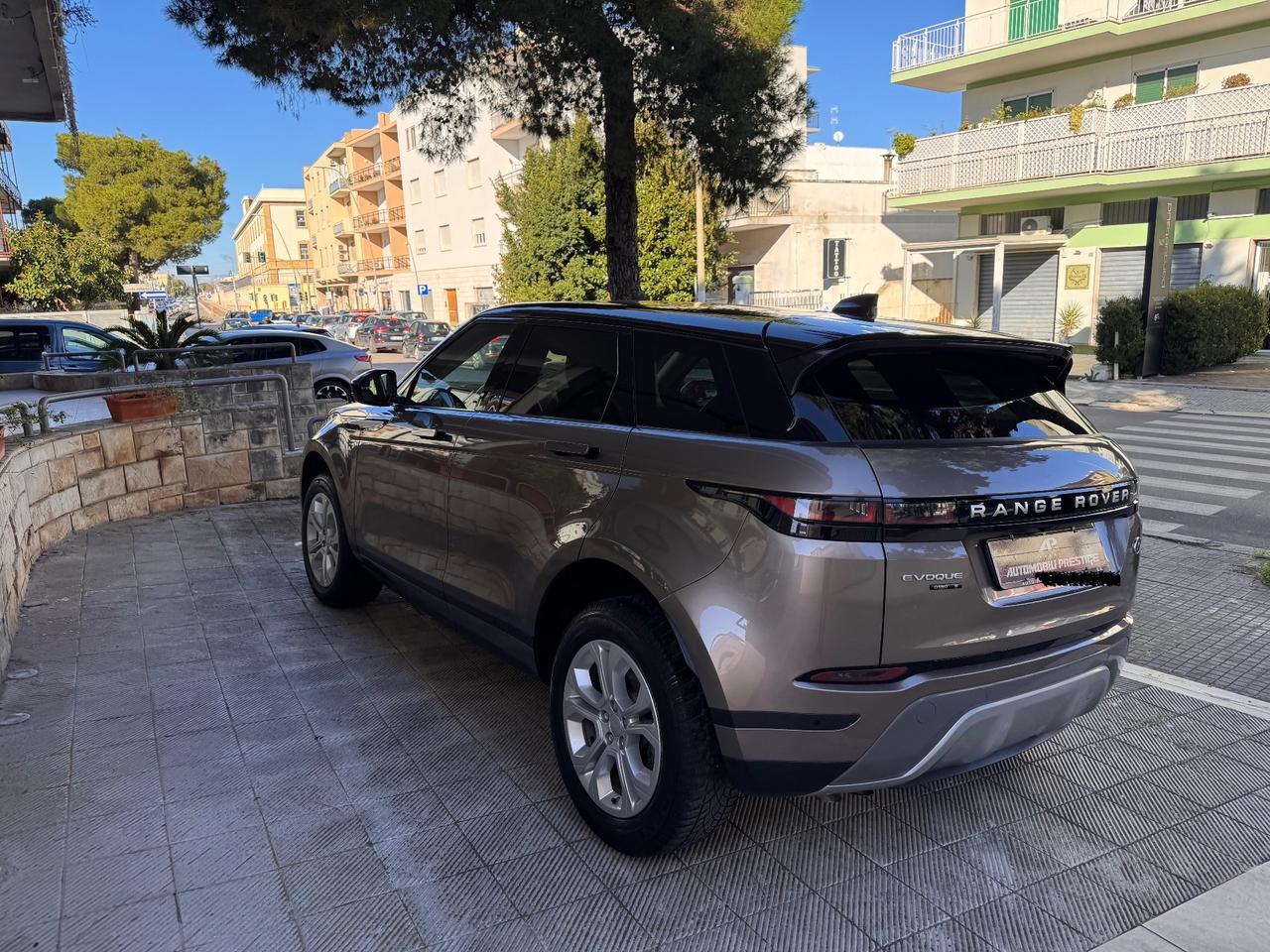 Land Rover Range Evoque 2.0D I4-L.Flw 150 CV AWD Auto SE