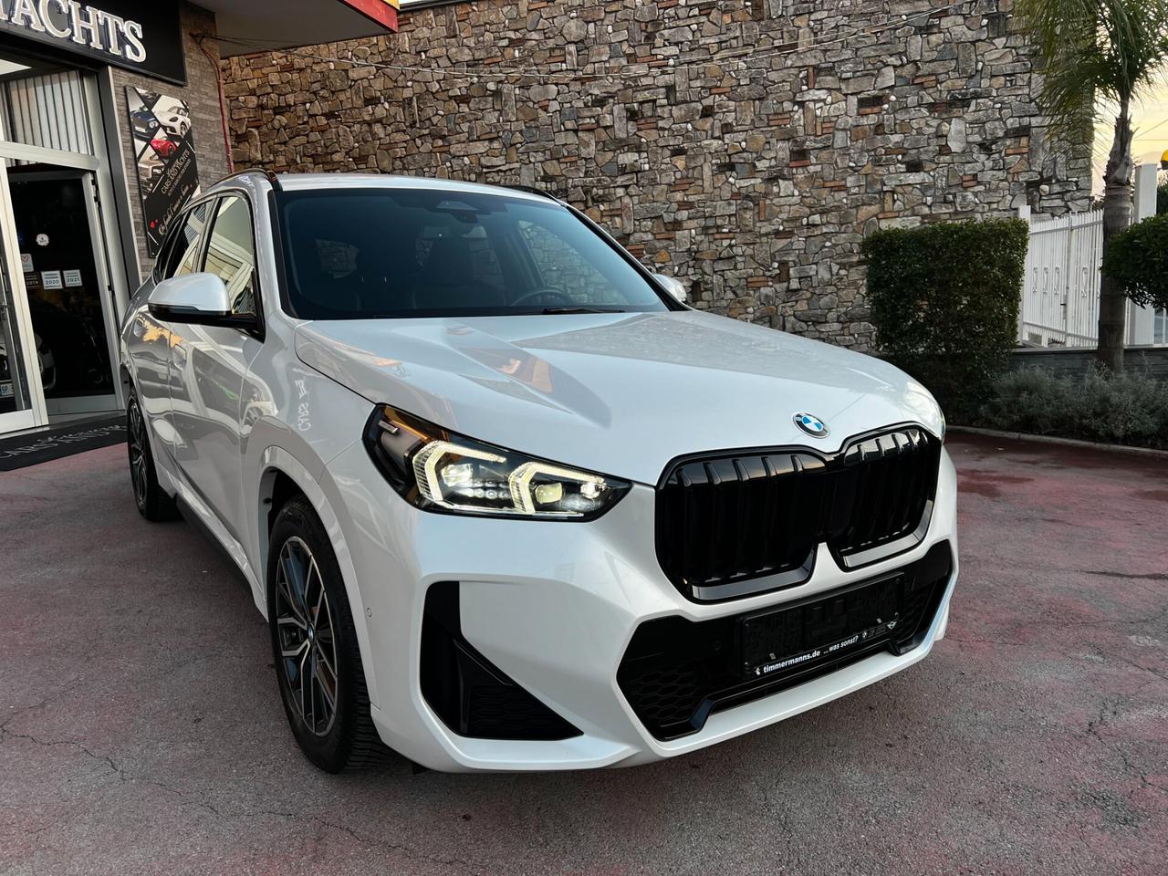 Bmw X1 sDrive18d M Sport-2023-FULL