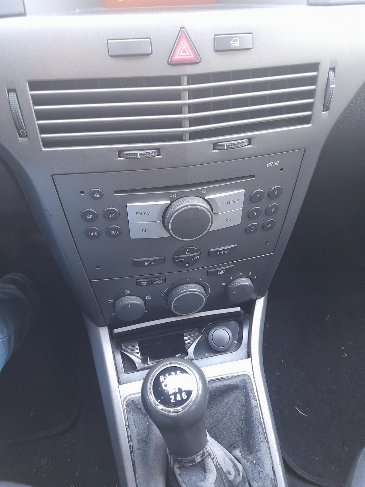 Opel Astra 1.7 CDTI 101CV 5 porte Enjoy