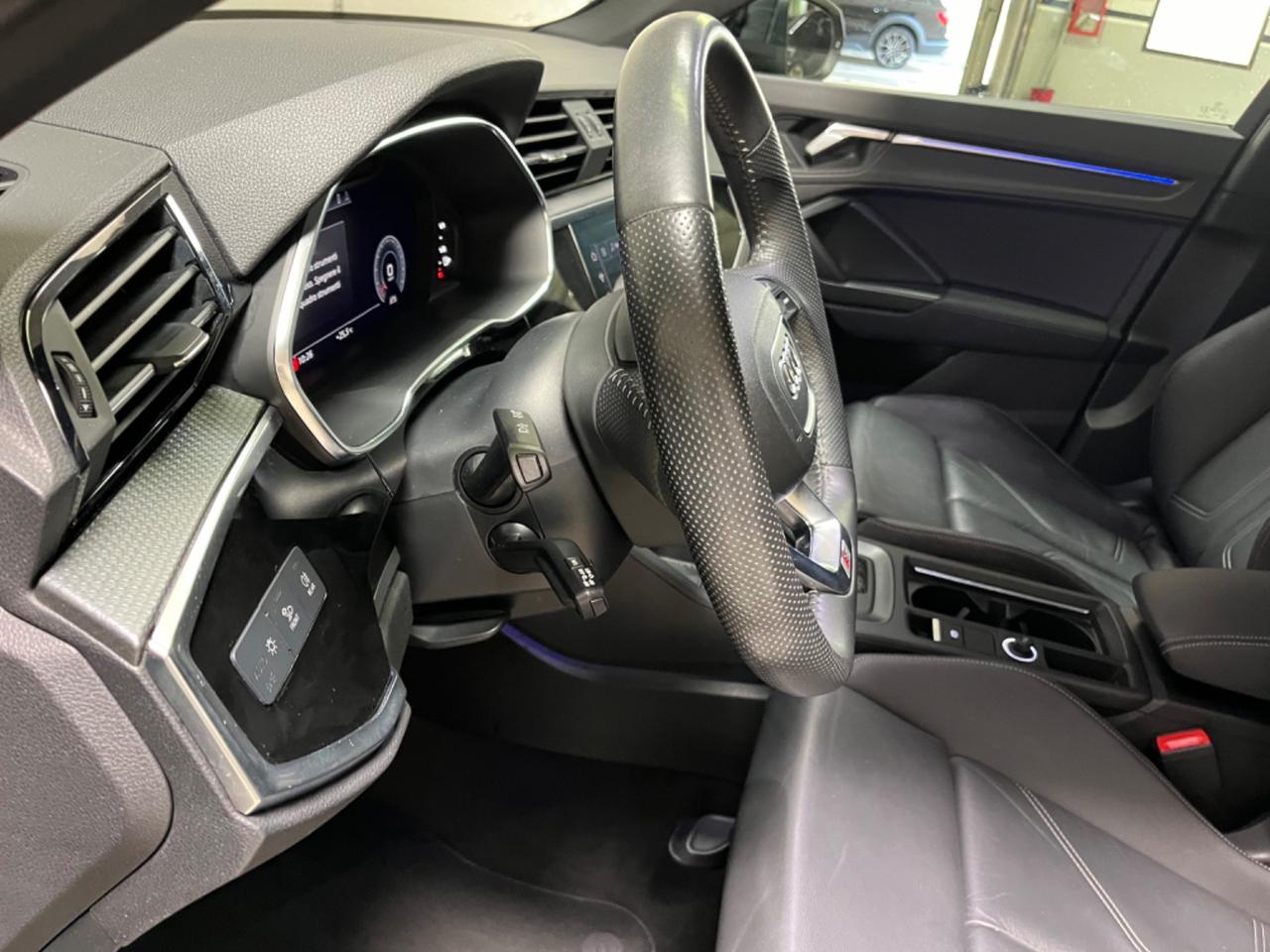 Audi Q3 35 TDI S tronic line edition