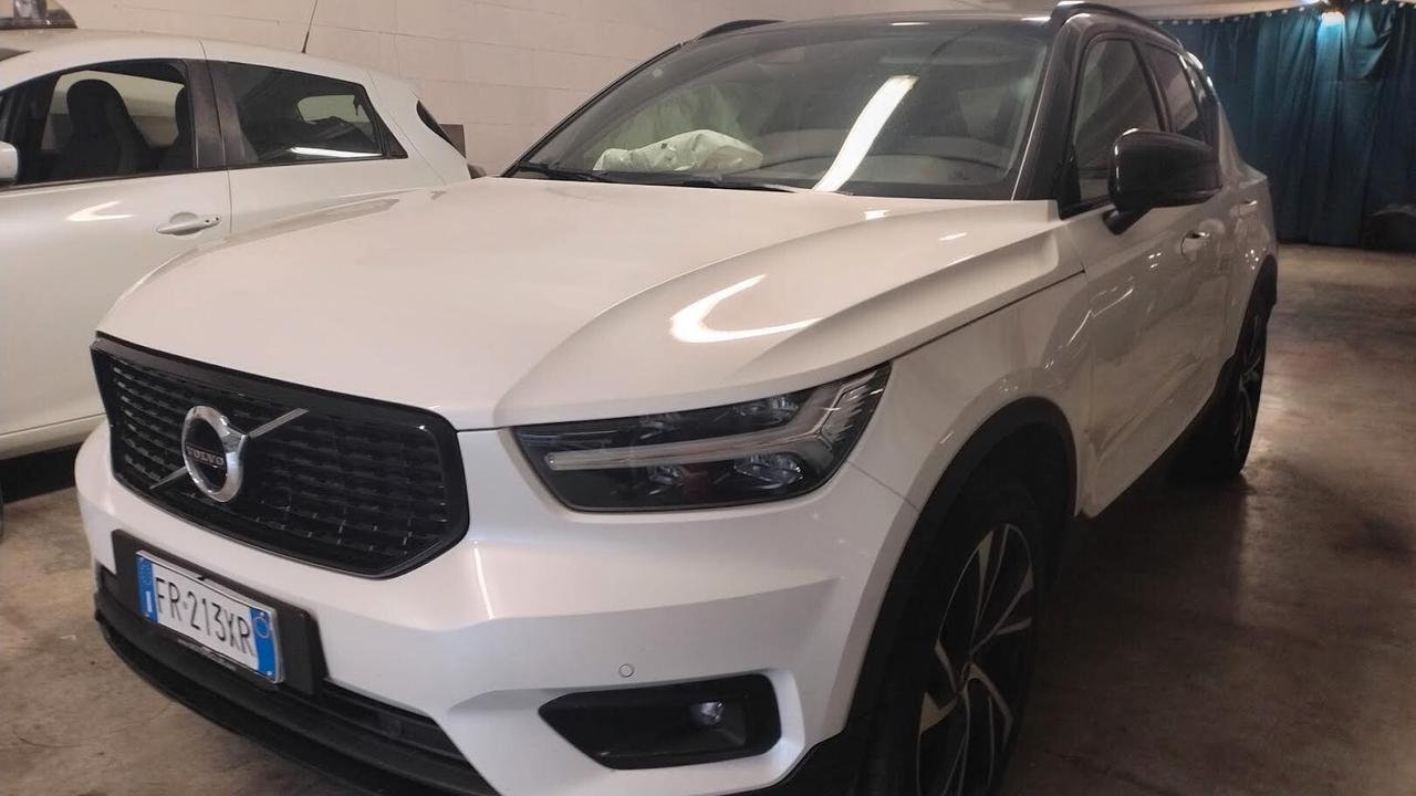 Volvo XC40 D4 AWD Geartronic R-design