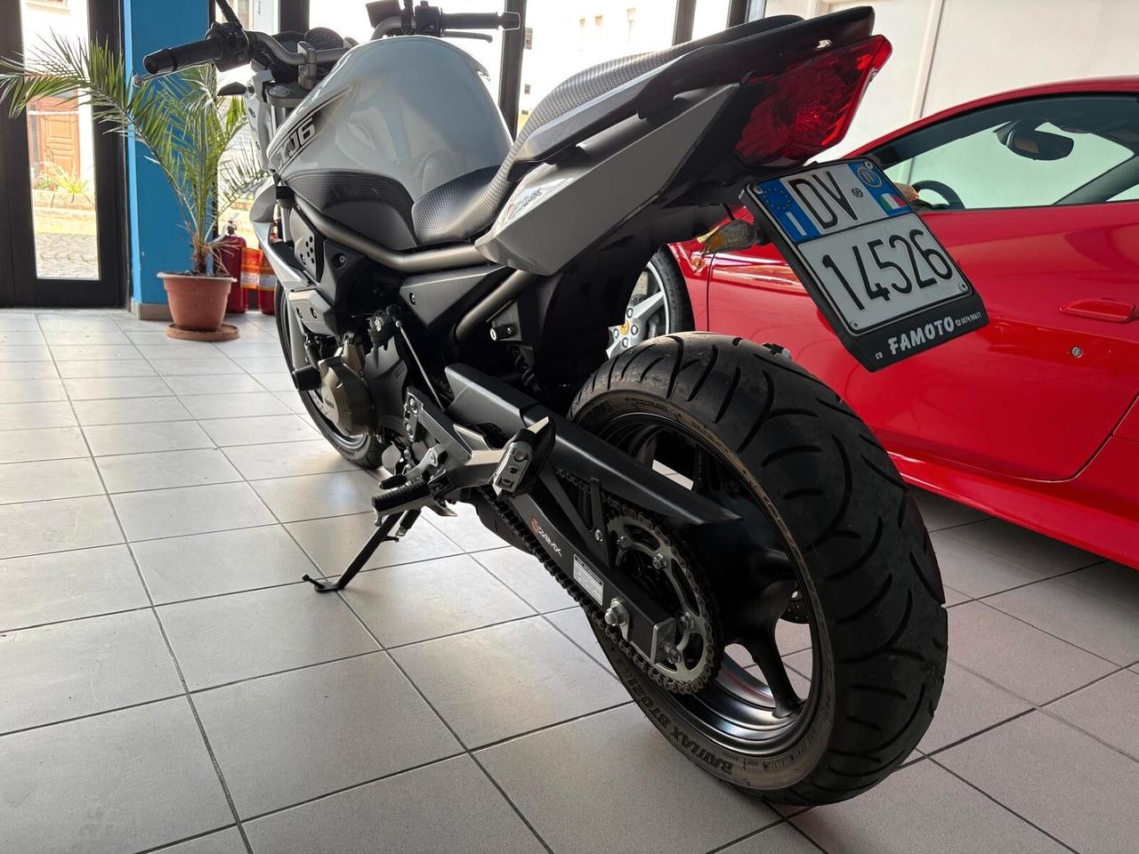 Yamaha XJ 600 sport