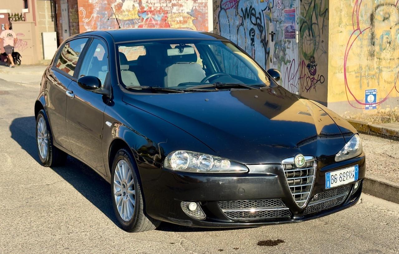 Alfa Romeo 147 1.9 JTD M-JET 16V 5 porte Dist.