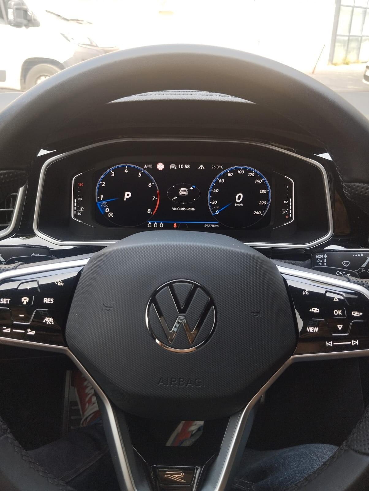 Volkswagen T-Roc 1.5 TSI ACT DSG R-Line
