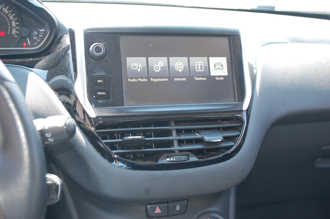 Peugeot 208 5p 1.2 puretech Active gpl 82CV Uff Italy Lega USB