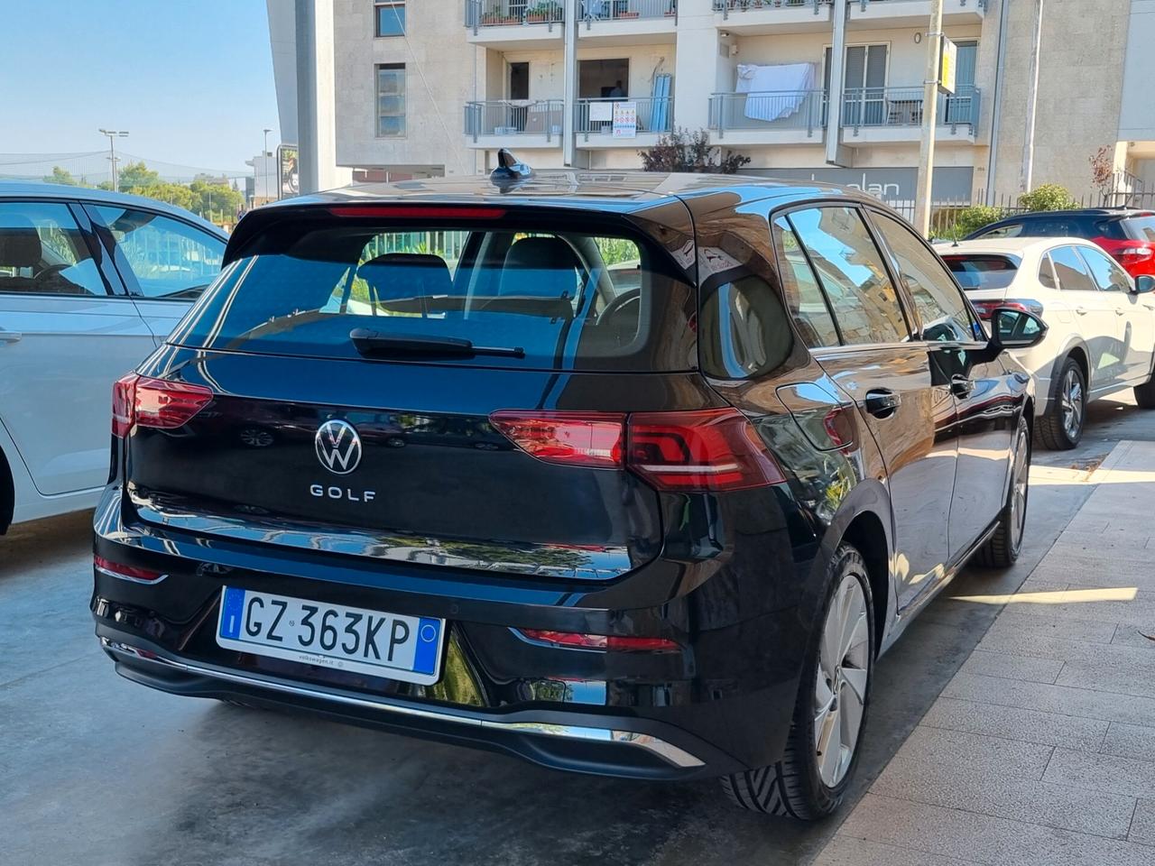 Volkswagen Golf VIII 2.0 tdi Style 150cv dsg
