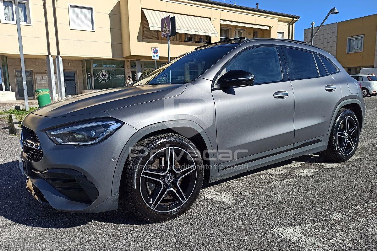 MERCEDES GLA 200 d Automatic 4Matic Premium